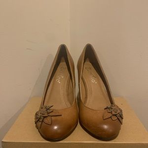 2 Lips Too, Women wedge heels